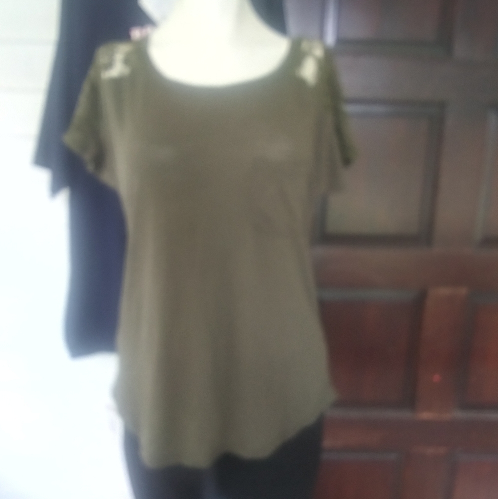 Green cotton shirt
